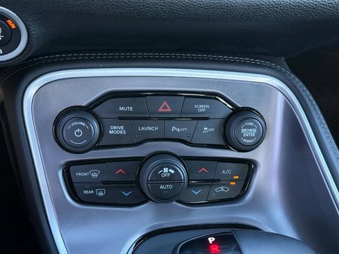 Used 2019 Dodge Challenger R/T Scat Pack w/ Shaker Package RWD image 25