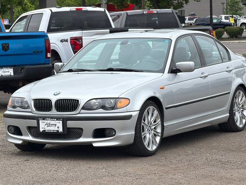 Used 2005 BMW 330i Sedan RWD image 8