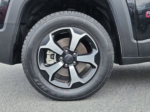 Used 2022 Jeep Renegade Trailhawk w/ Sun/Sound Group image 13