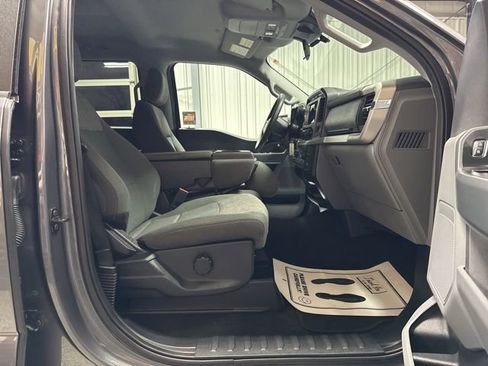 Used 2023 Ford F150 XLT image 24
