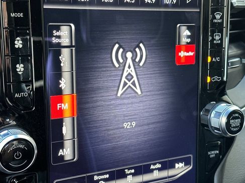 Used 2020 RAM 3500 Laramie AWD/4WD image 20