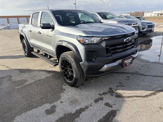 Used 2025 Chevrolet Colorado Trail Boss video 1
