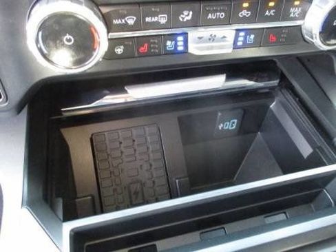 Used 2023 Ford F250 Lariat w/ Lariat Ultimate Package image 13