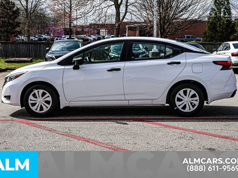 Used 2025 Nissan Versa S w/ Trunk Package image 8