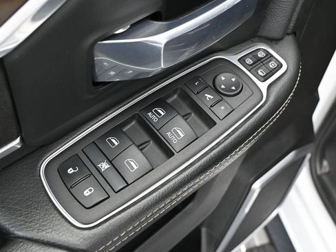 Used 2024 RAM 3500 Laramie image 23