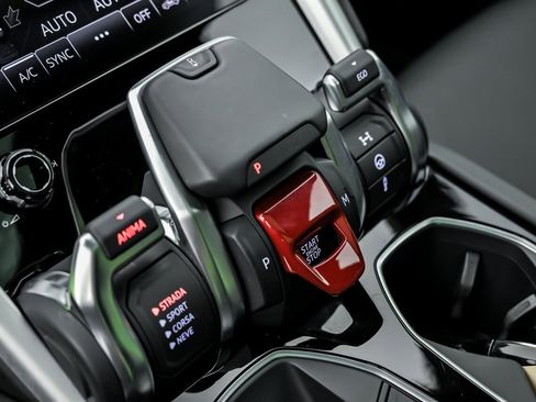 Used 2023 Lamborghini Urus S image 39