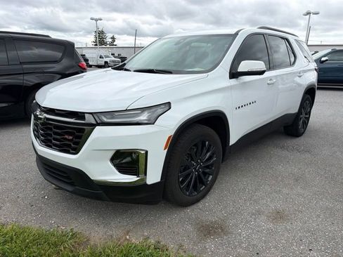 Used 2023 Chevrolet Traverse RS AWD/4WD image 10