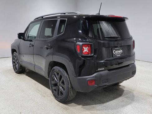 Used 2022 Jeep Renegade Altitude image 19