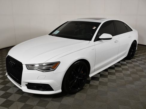 Used 2018 Audi S6 Prestige AWD/4WD image 10