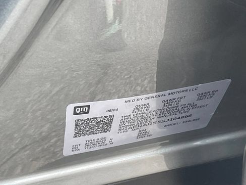 Used 2025 Buick Enclave Preferred FWD image 33