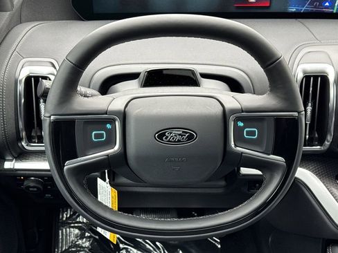 New 2025 Ford Expedition Max Platinum w/ Stealth Appearance Package image 26