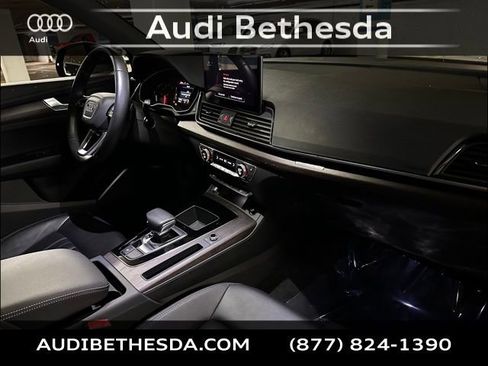 Certified 2023 Audi Q5 2.0T Premium w/ Convenience Package AWD/4WD image 11