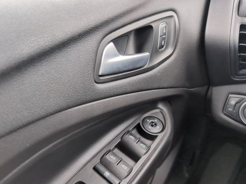 Used 2018 Ford Escape SE AWD/4WD image 17