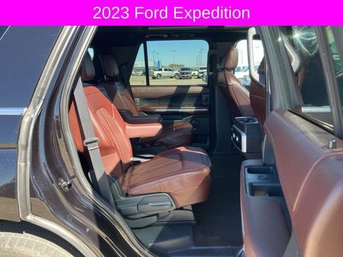 Used 2023 Ford Expedition Limited image 15
