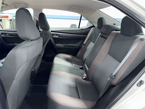 Used 2019 Toyota Corolla LE image 17
