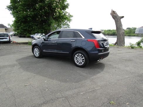 Used 2019 Cadillac XT5 AWD image 4