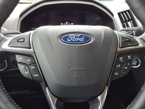Used 2024 Ford Edge SEL w/ Convenience Package AWD/4WD image 18