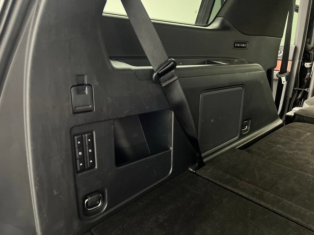 Used 2024 Lincoln Navigator Reserve AWD/4WD image 47