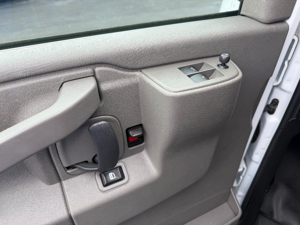 Used 2024 Chevrolet Express 2500 w/ Driver Convenience Package RWD image 18