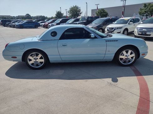 Used 2003 Ford Thunderbird image 8