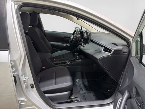 Used 2024 Toyota Corolla LE FWD image 34