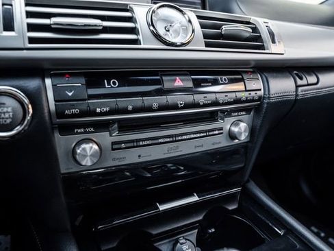 Used 2013 Lexus LS 460 w/ F-Sport Pkg RWD image 21