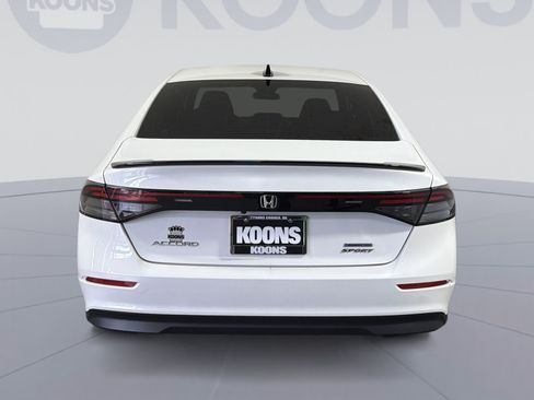 Used 2024 Honda Accord Sport image 5