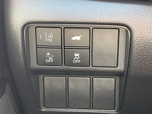 Used 2017 Honda CR-V Touring image 16