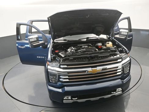 Used 2022 Chevrolet Silverado 2500 High Country w/ Z71 Off-Road Package AWD/4WD image 87