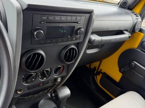 Used 2009 Jeep Wrangler Unlimited X RWD image 57