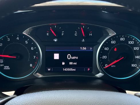 Used 2020 Chevrolet Traverse RS FWD image 35