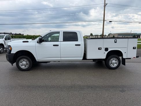 Used 2024 RAM 2500 Tradesman AWD/4WD image 1