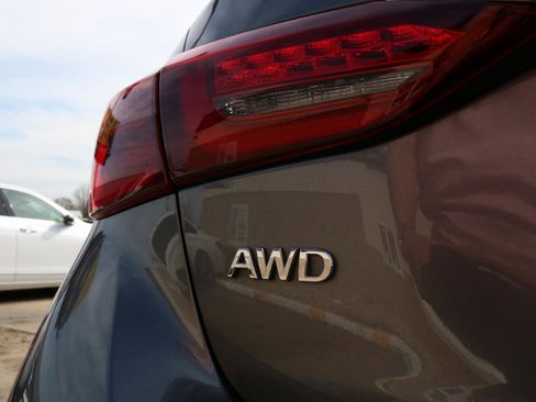 Used 2019 INFINITI Q50 Luxe image 19