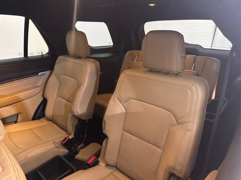 Used 2016 Ford Explorer Limited w/ Equipment Group 301A FWD image 35