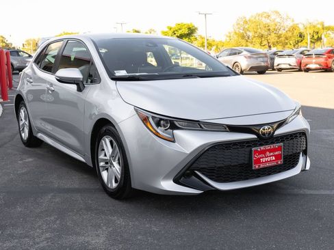 Certified 2020 Toyota Corolla SE FWD image 3