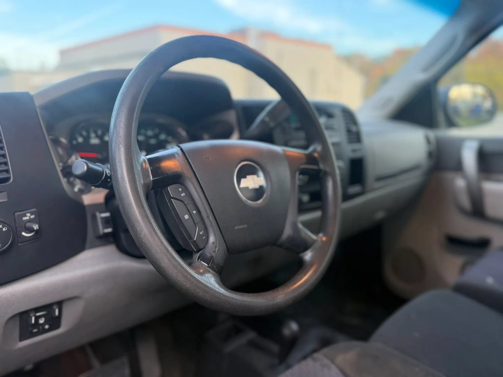 Used 2011 Chevrolet Silverado 2500 W/T w/ Snow Plow Prep Package AWD/4WD image 21