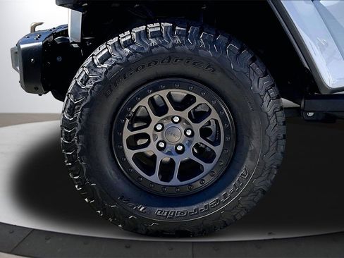 Certified 2021 Jeep Wrangler Unlimited Rubicon image 33