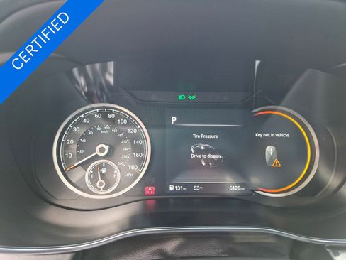 Used 2026 Genesis G70 2.5T image 15