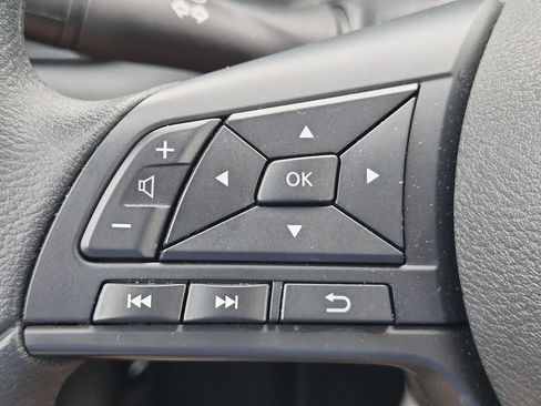 Used 2025 Nissan Sentra S FWD image 14
