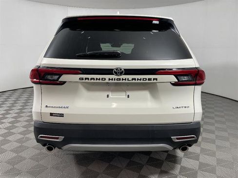 Certified 2024 Toyota Grand Highlander AWD Hybrid image 6