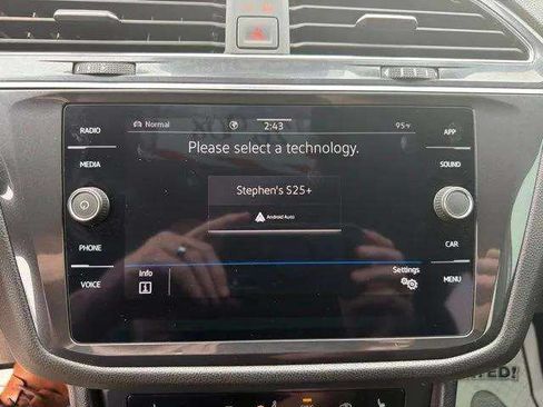 Certified 2023 Volkswagen Tiguan SE AWD/4WD image 20
