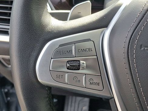 Used 2023 BMW X7 xDrive40i w/ Premium Package image 24