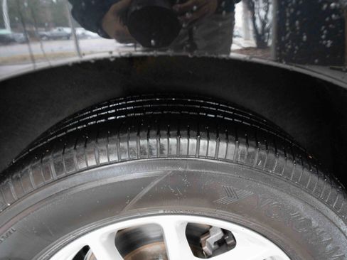 Used 2022 Chrysler Pacifica Touring-L image 30