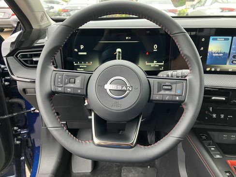 New 2026 Nissan Kicks SR FWD image 6