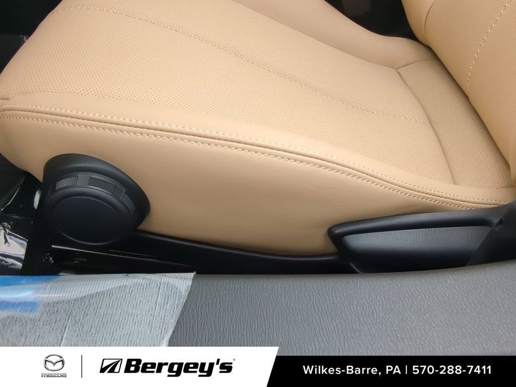 New 2026 MAZDA MX-5 Miata Grand Touring w/ Weather Package RWD image 21