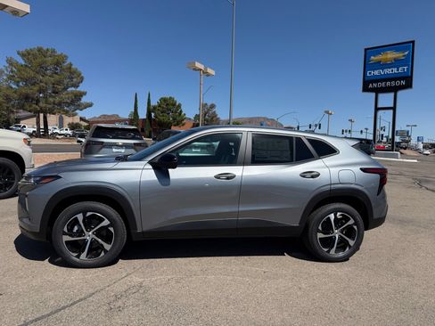 New 2026 Chevrolet Trax RS w/ Driver Confidence Package FWD image 10