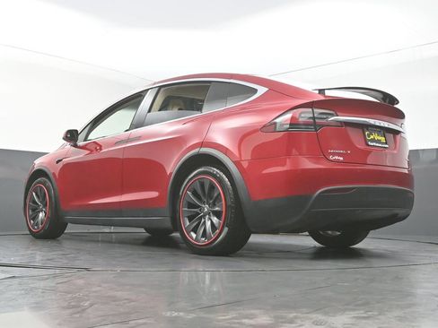 Used 2018 Tesla Model X 100D image 45