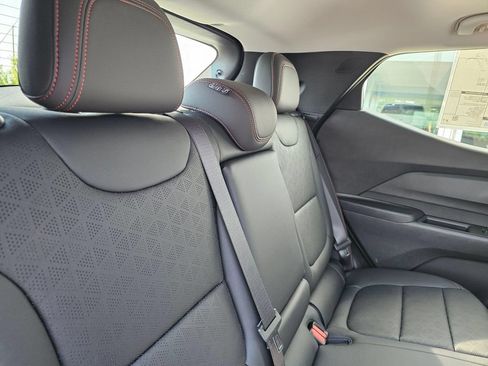 New 2027 Chevrolet Bolt RS w/ Super Cruise Package FWD image 13