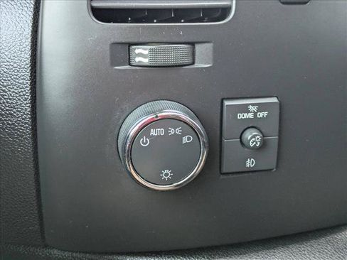 Used 2010 Chevrolet Silverado 1500 LT w/ Power Pack Plus AWD/4WD image 14