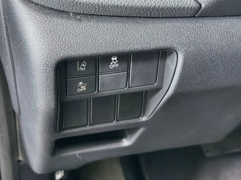 Used 2020 Honda CR-V LX image 17
